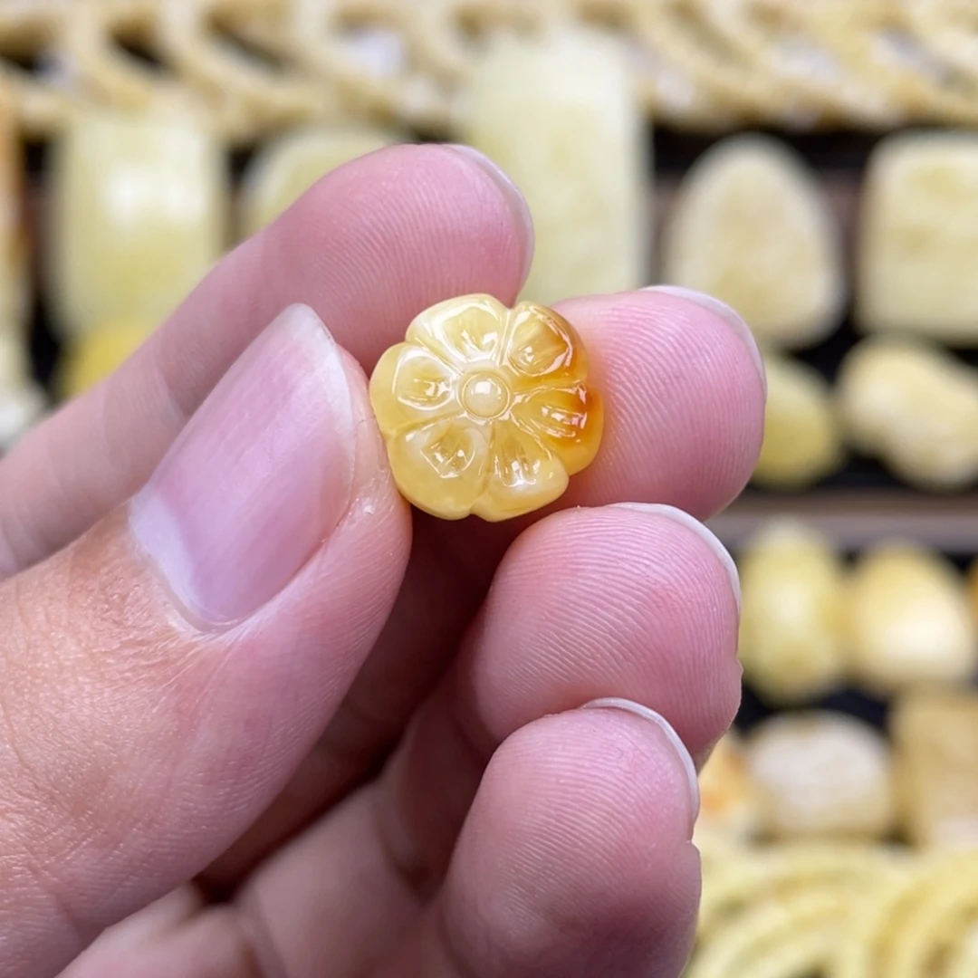 琥珀未镶嵌裸石琥珀蜜蜡
