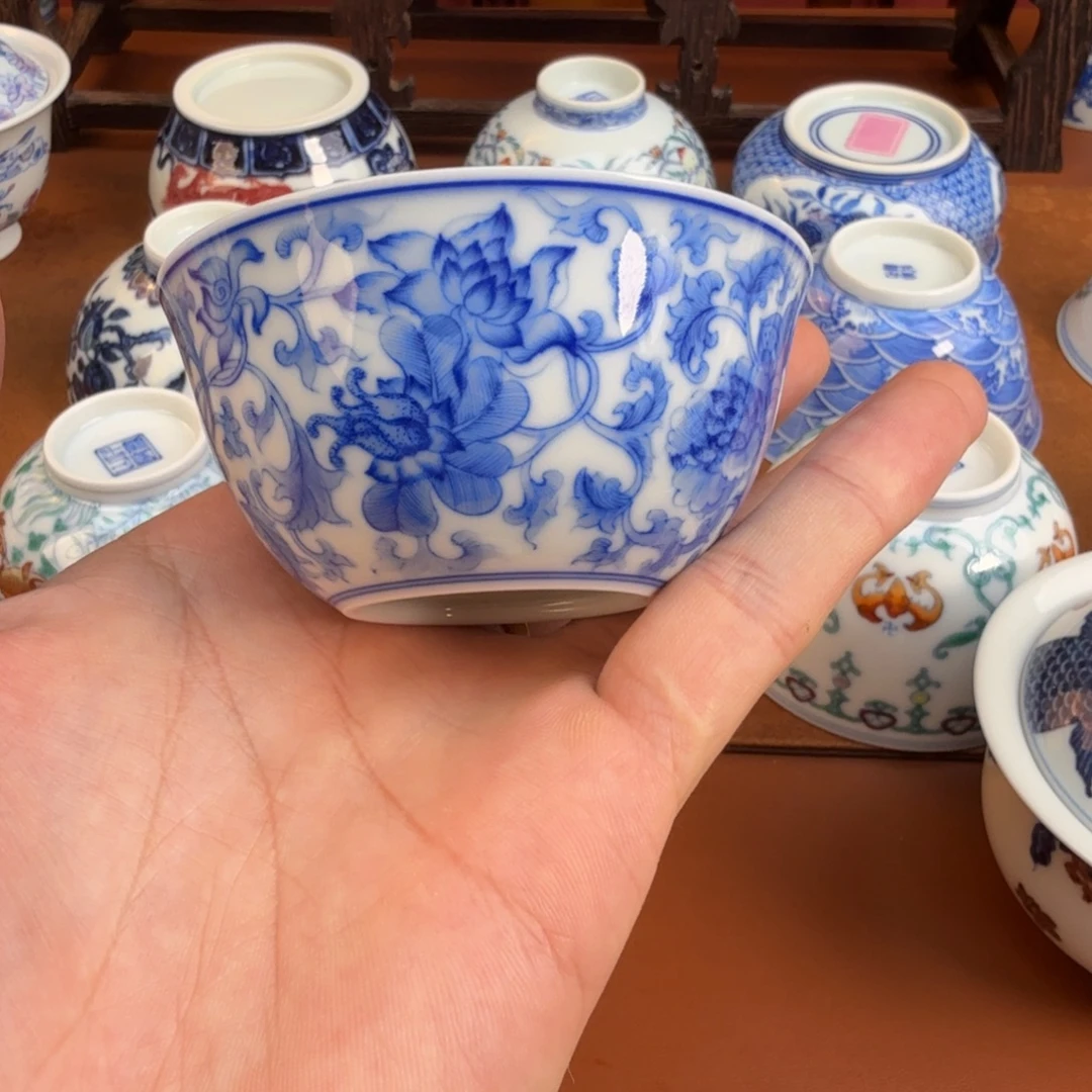 M***i摆件景德镇瓷器手工手绘