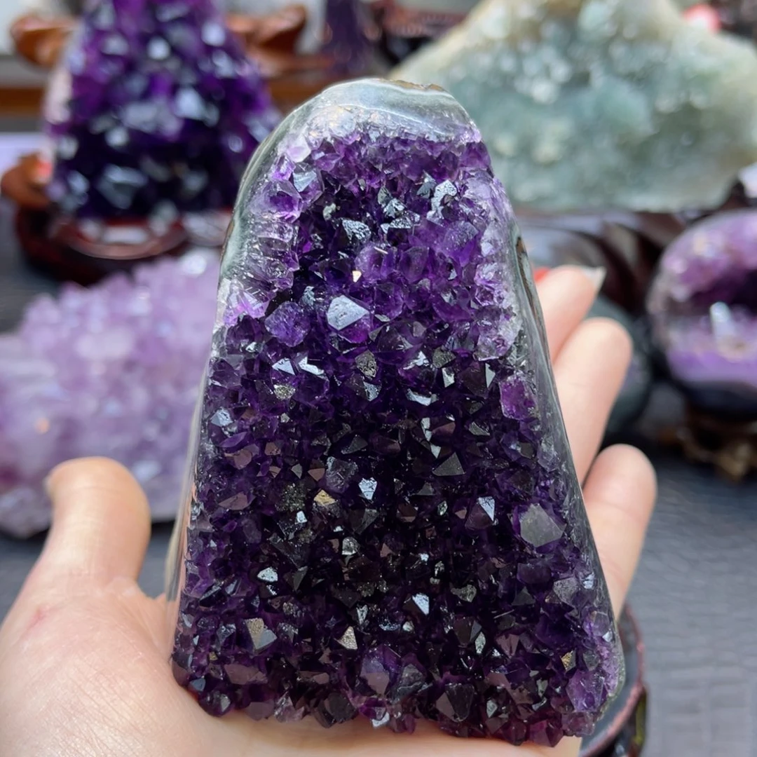 紫晶大型摆件（非配饰）未镶嵌
