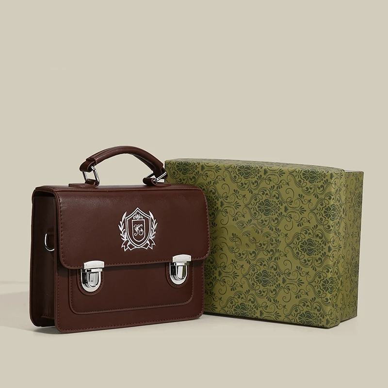 日系JK制服包包女2025新款生日礼物双肩背包复古邮差包剑桥包书包