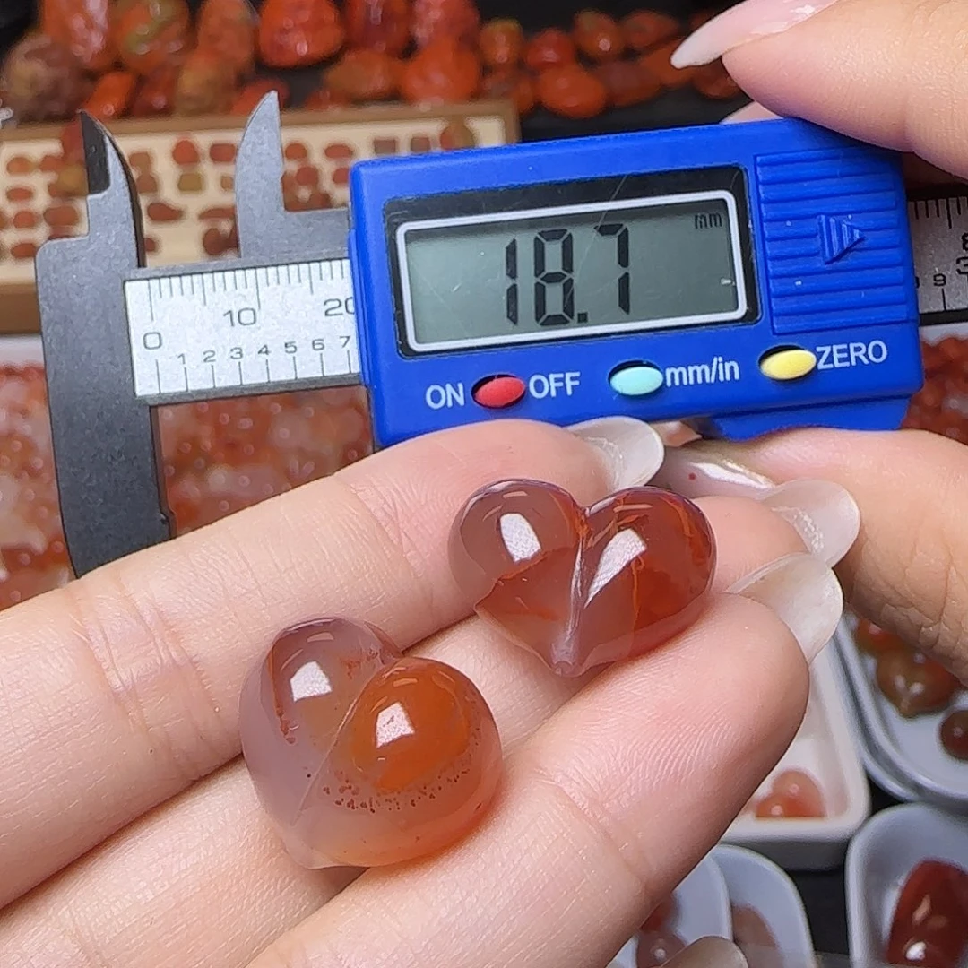 南红玛瑙未镶嵌颈饰