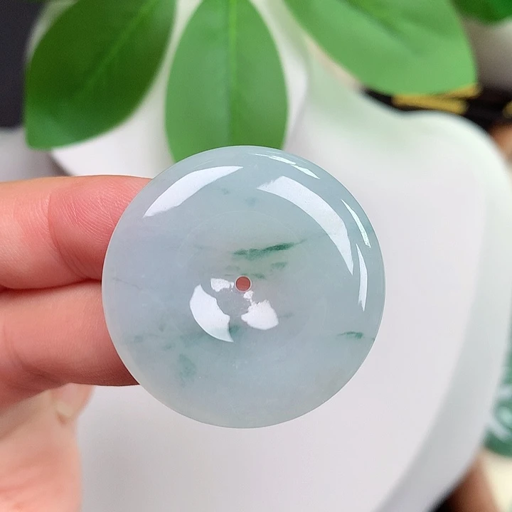 颈饰未镶嵌翡翠平安扣 32x5.4mm