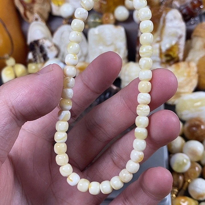 二***的琥珀未镶嵌裸石我
