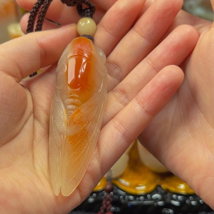 燕***青寿山石寿山石雕刻