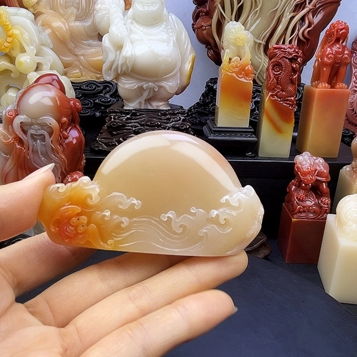 潇***洒寿山石旭日东升寿山石