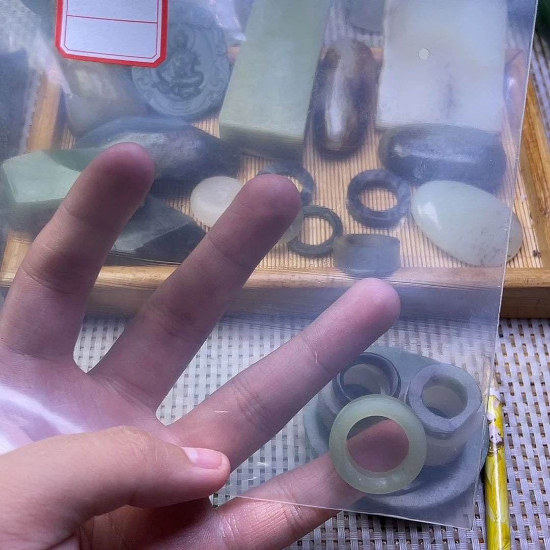 未镶嵌和田玉珠宝半成品