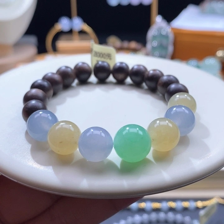 翡翠未镶嵌颈饰翡翠七彩甜色手串