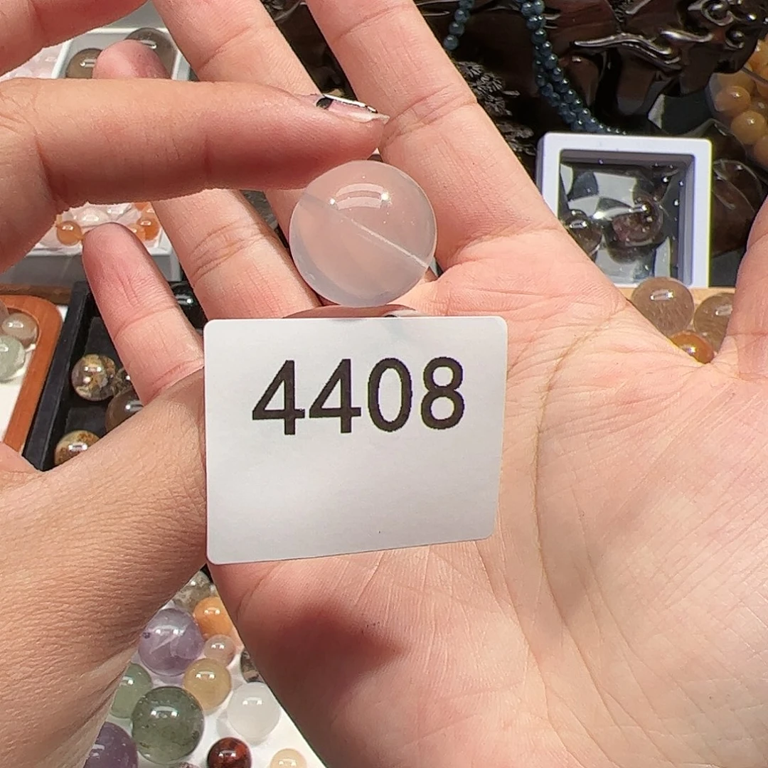 未镶嵌水晶大型摆件（非配饰）