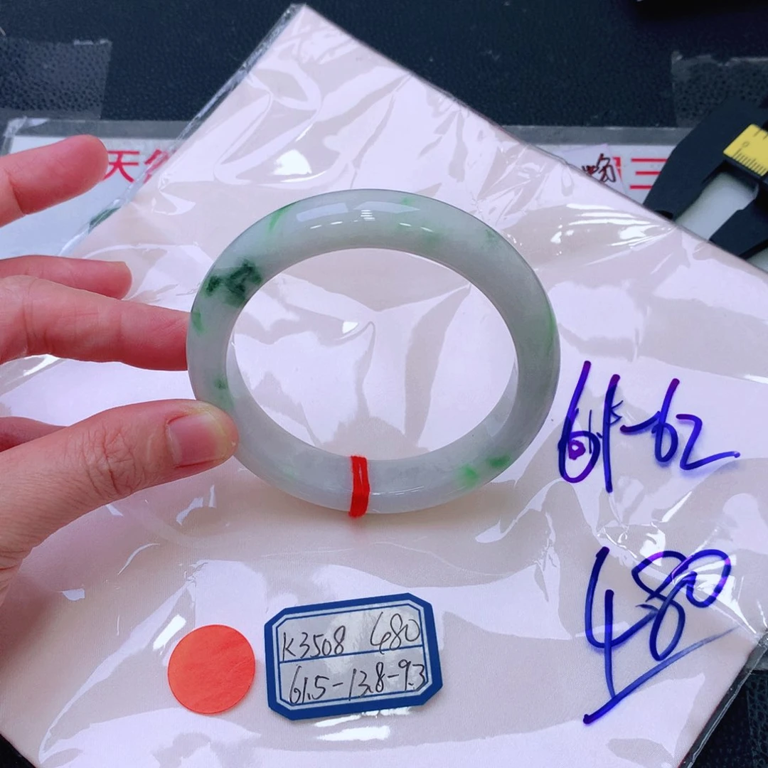 未镶嵌手镯翡翠缅甸翡翠手镯
