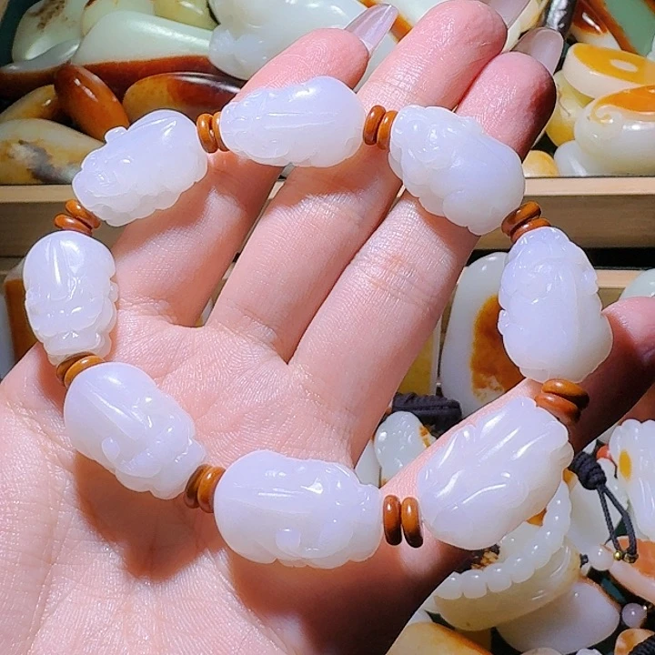 和田玉挂件未镶嵌天**久