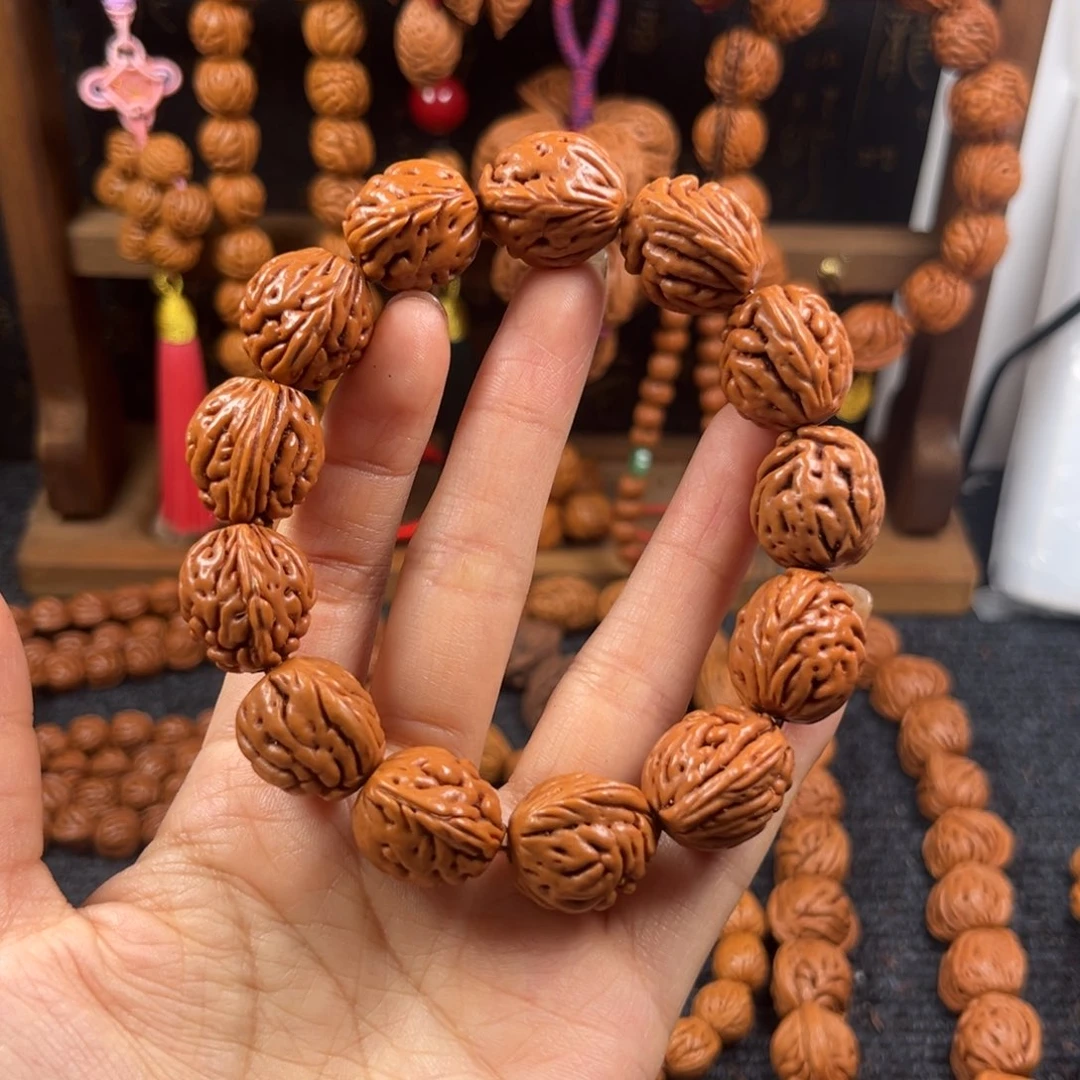 吊坠桃核桃枭手串L1
