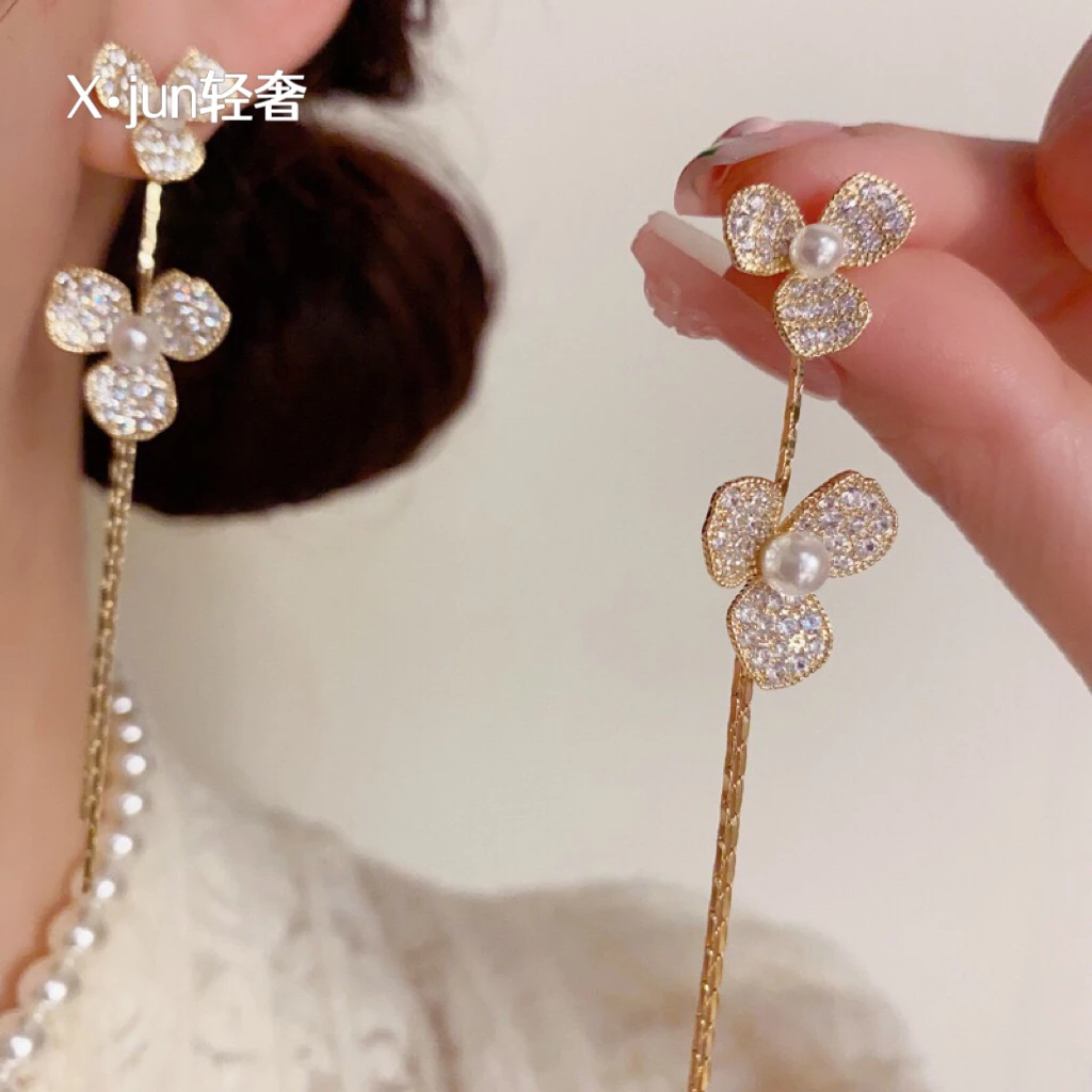 铜合金耳饰 微镶满钻三瓣花长款流苏耳坠轻奢时尚高级感超闪耳饰
