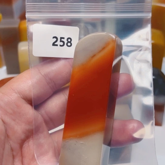 用***2老挝石老挝石五彩
