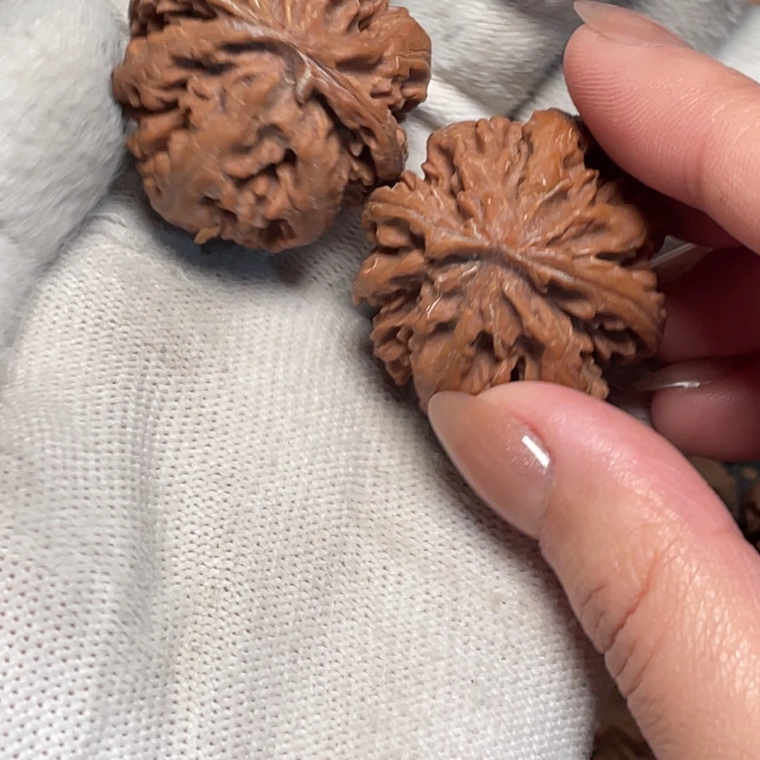 ****꧂把件桃核5秦岭灯笼野生小众