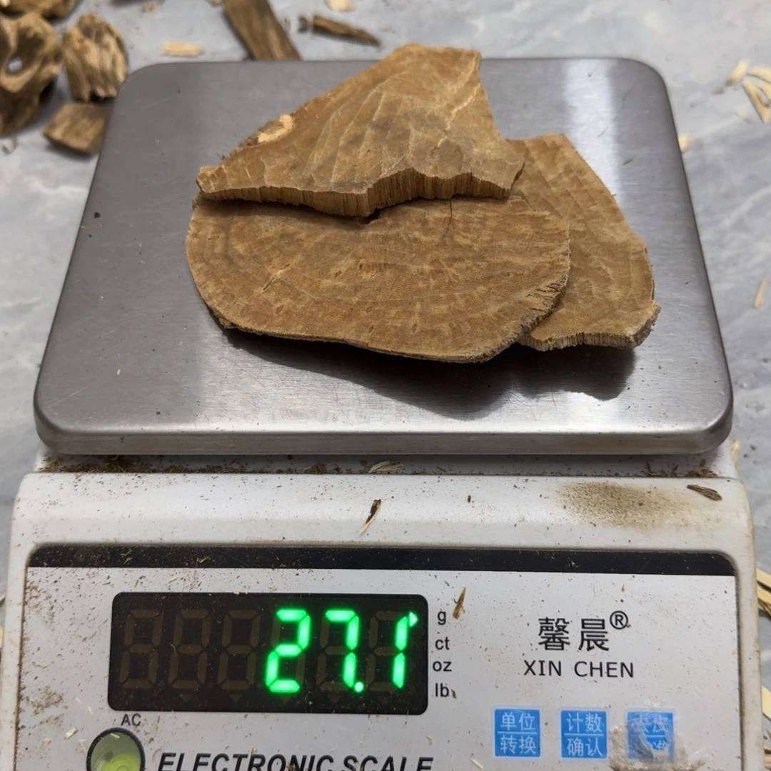 沉香碎屑沉香绿绮楠沉香27克