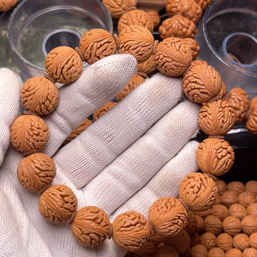 手串桃核绣球手串1.7