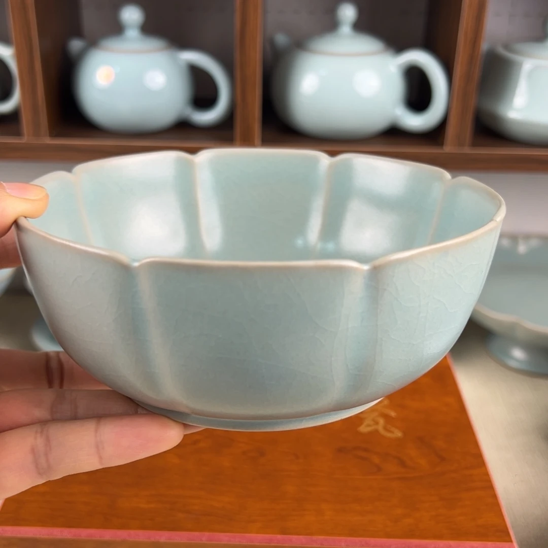 瓷摆件仿古釉葵口碗微瑕