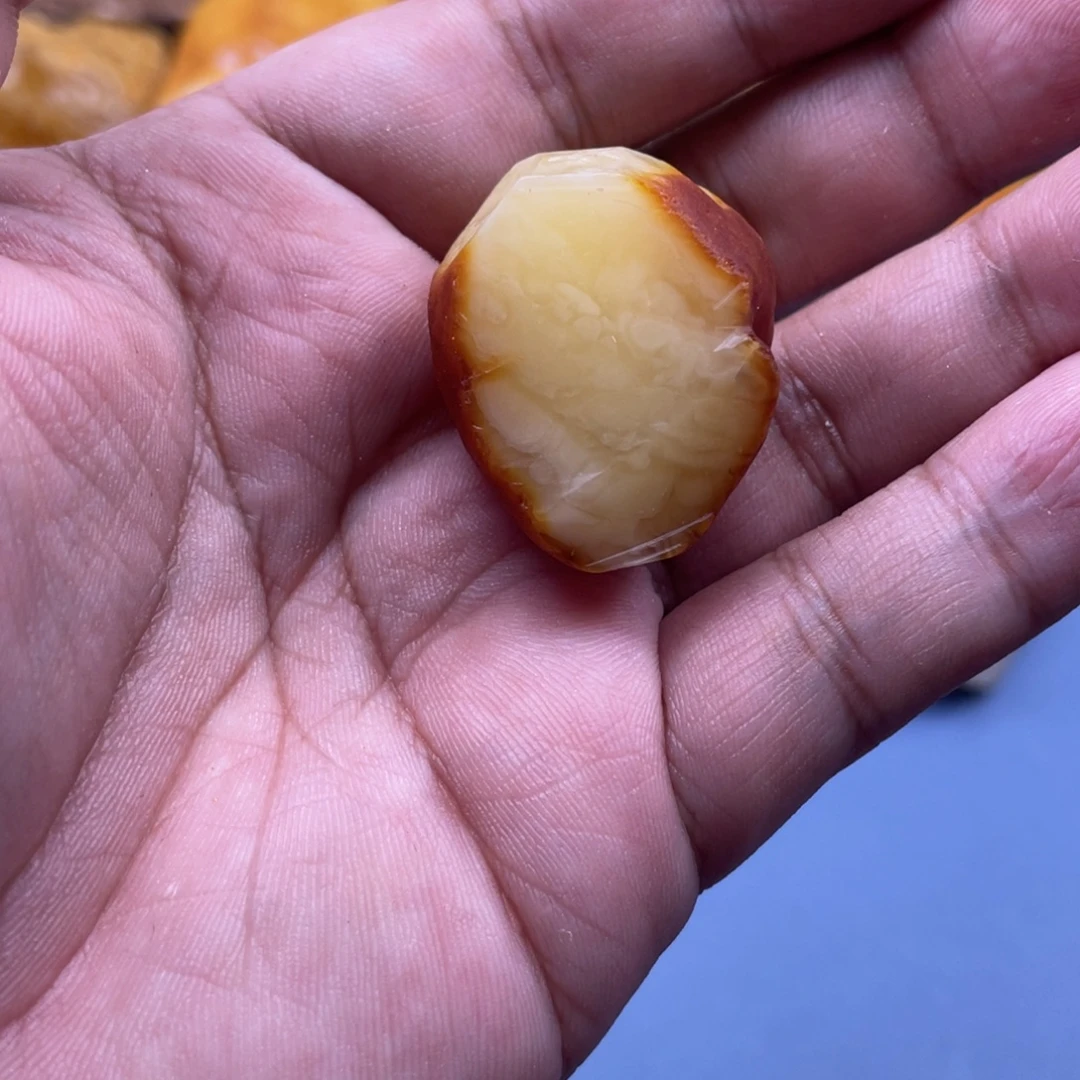 定制琥珀未镶嵌蜜蜡定制