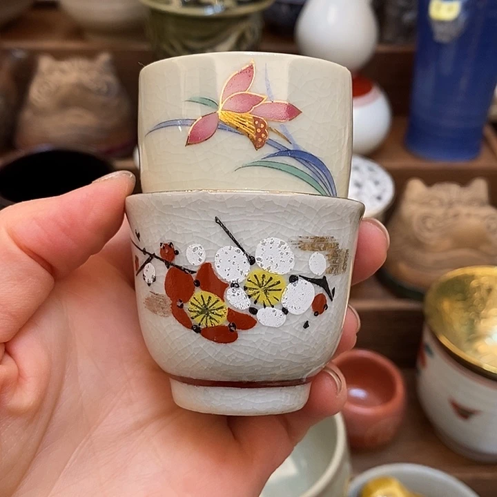 中古物品默认微瑕，谨慎参拍，满18包邮！