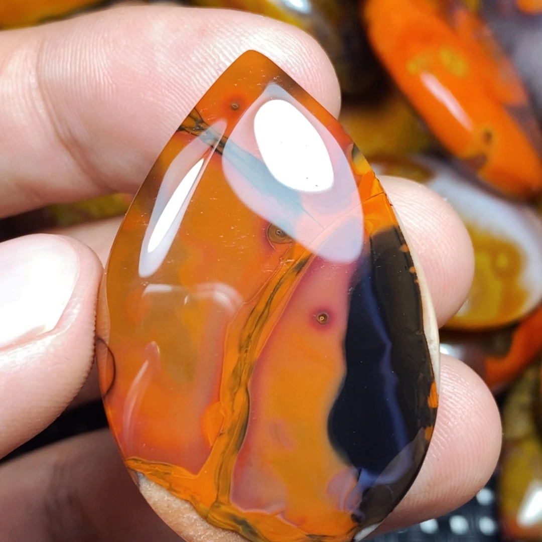 未镶嵌颈饰玛瑙/玉髓广****业