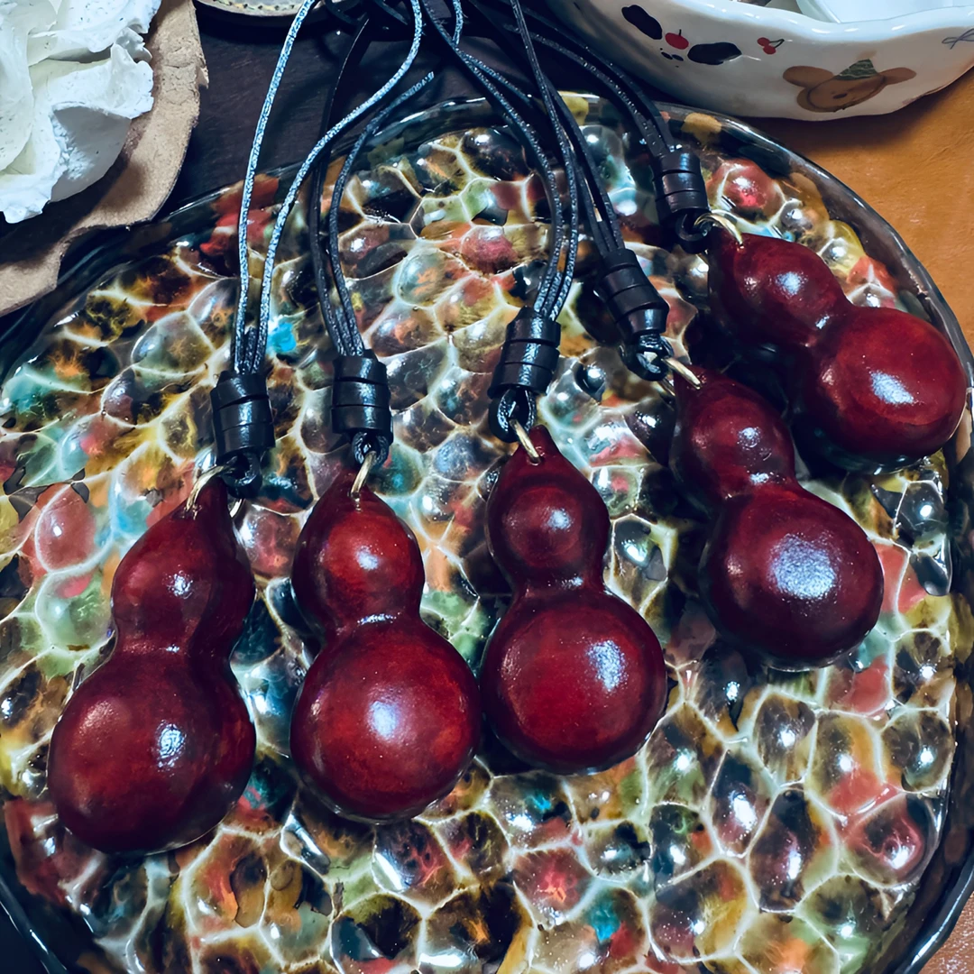 头层牛皮精致挂件