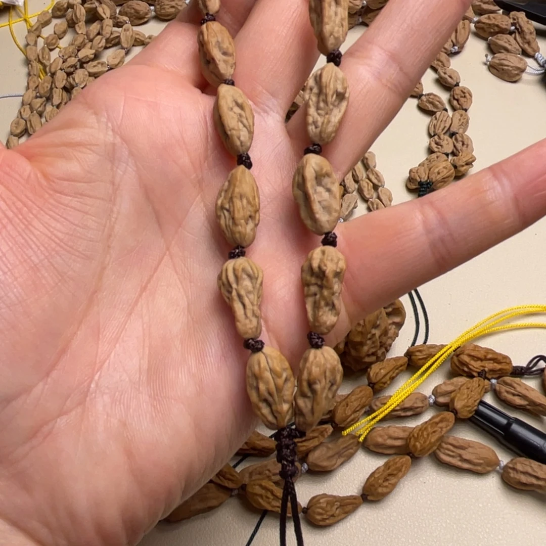 强***哥吊坠文玩核桃异形