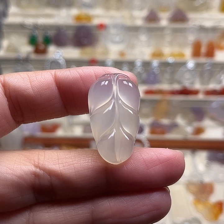 玛瑙/玉髓未镶嵌颈饰福利不退换哦