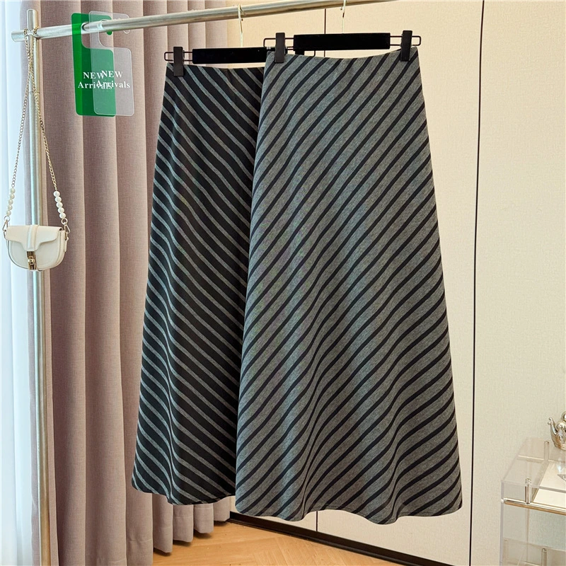 韩系高腰显瘦斜条纹半身裙女秋冬季新款时尚复古百搭轻熟风长裙
