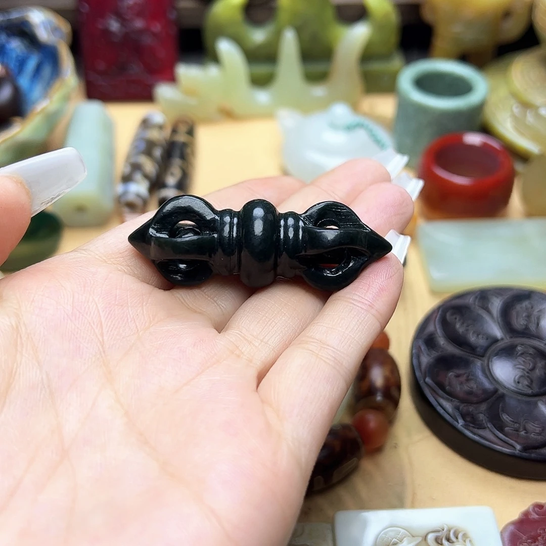 和田玉（糖玉）未镶嵌颈饰