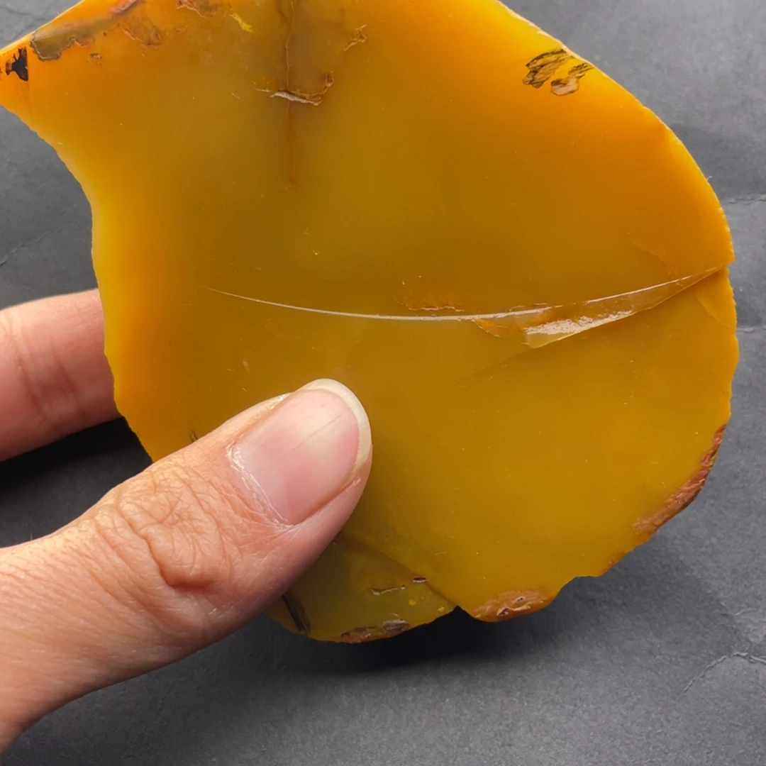 石英质玉黄蜡石料子未镶嵌润***雕