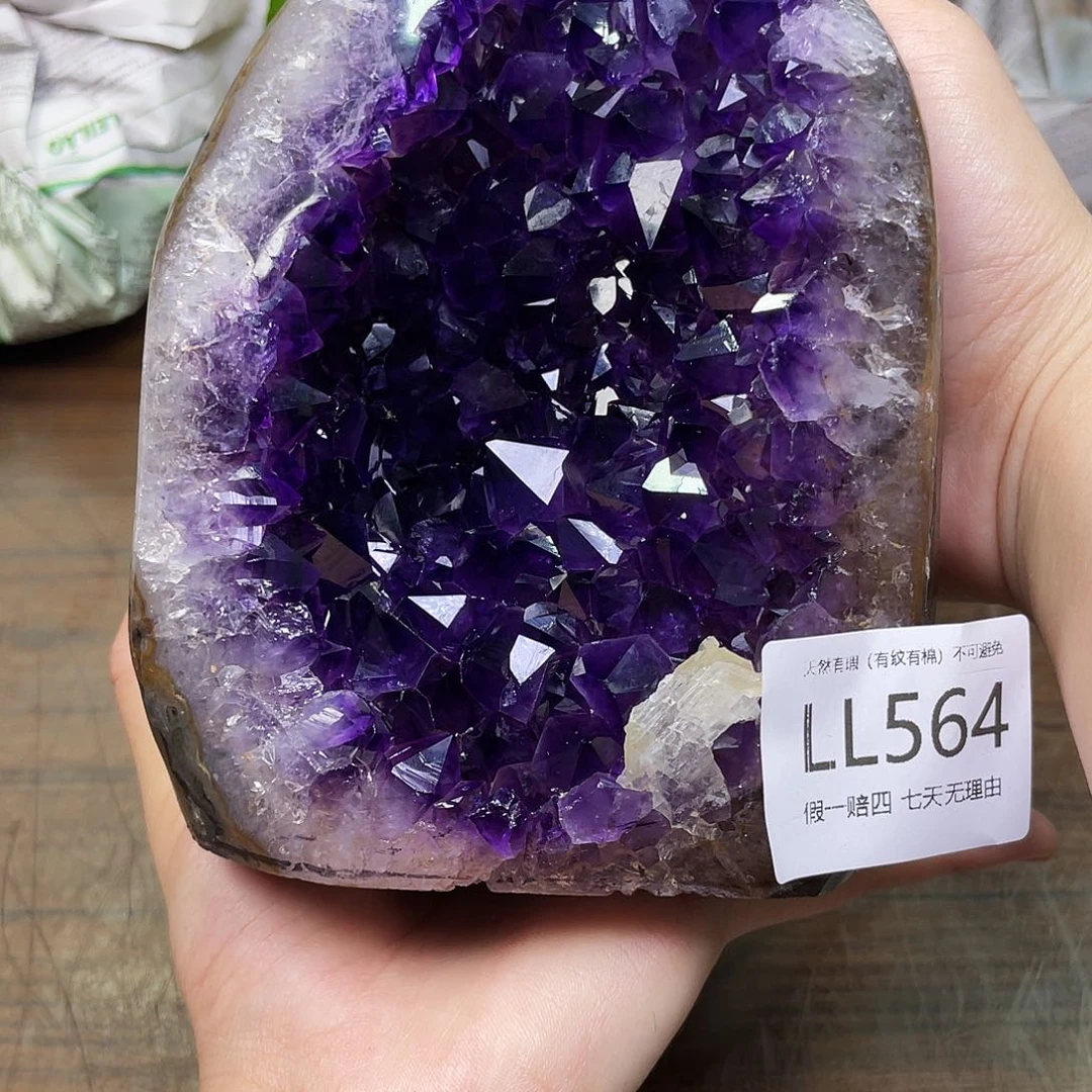 天然水晶居家办公摆件未镶嵌水晶王*太