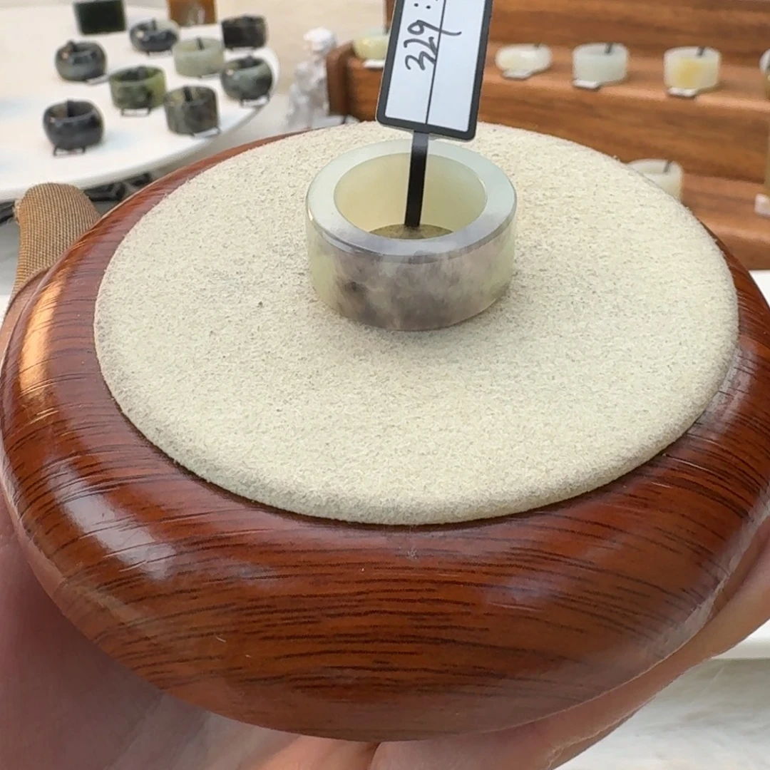 和田玉未镶嵌戒指飘紫圆切17.49mmj33