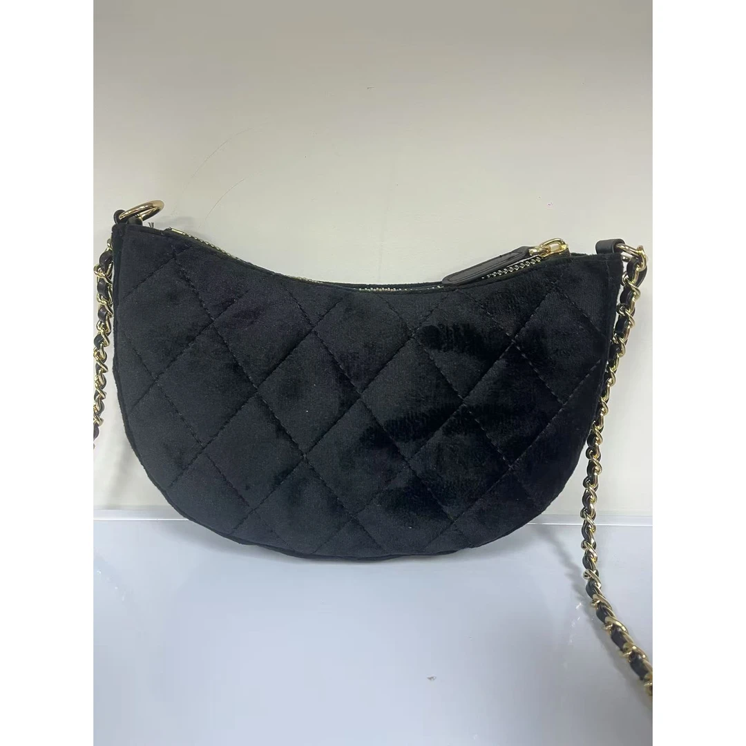 【X】月牙黑绒收纳包777