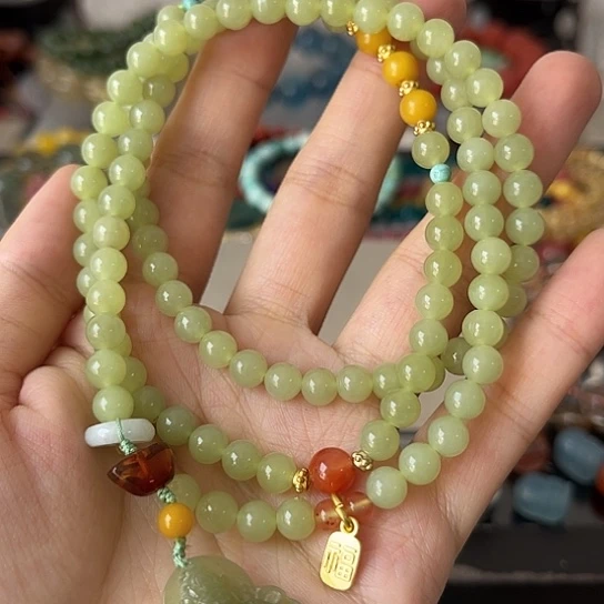 和田玉手链未镶嵌矿坑