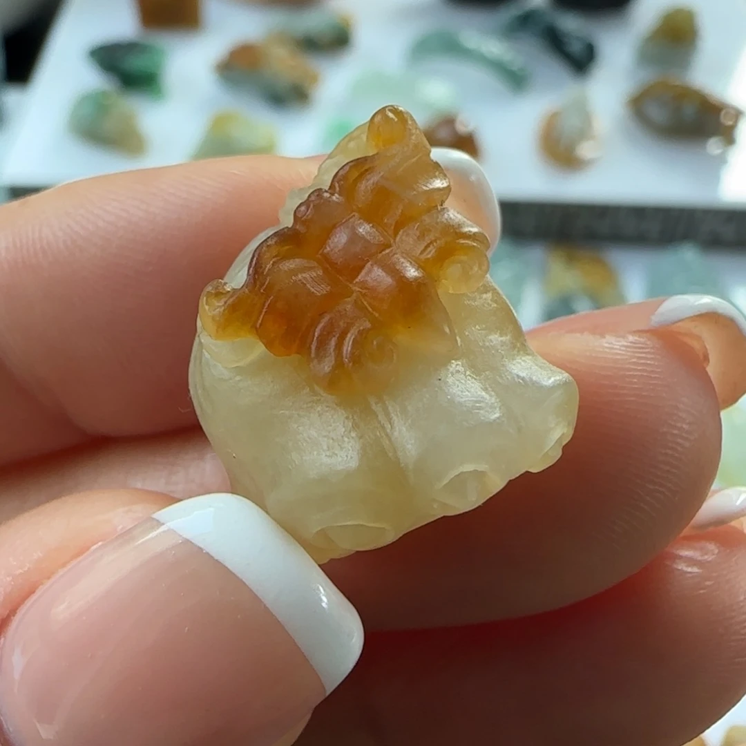 定制翡翠未镶嵌缅甸翡翠