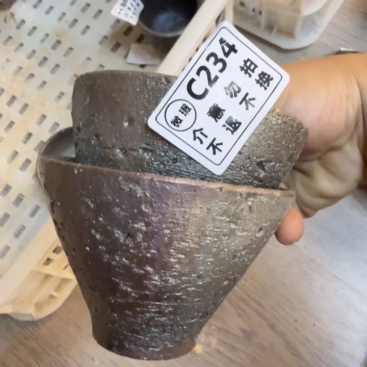 摆件要你选的那个