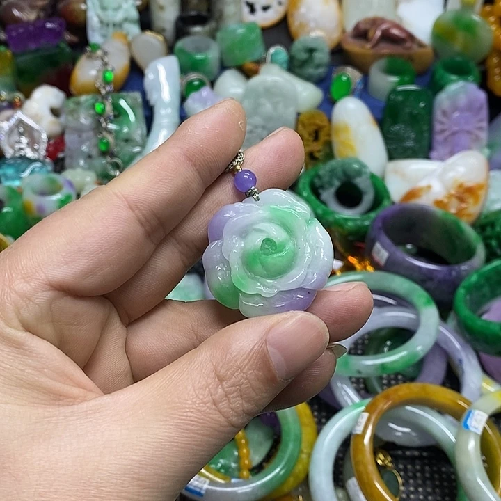 颈饰未镶嵌翡翠官方正规军回血放漏