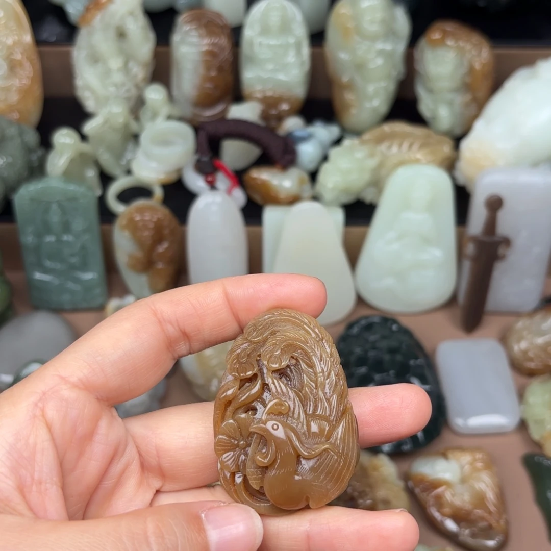 颈饰未镶嵌和田玉