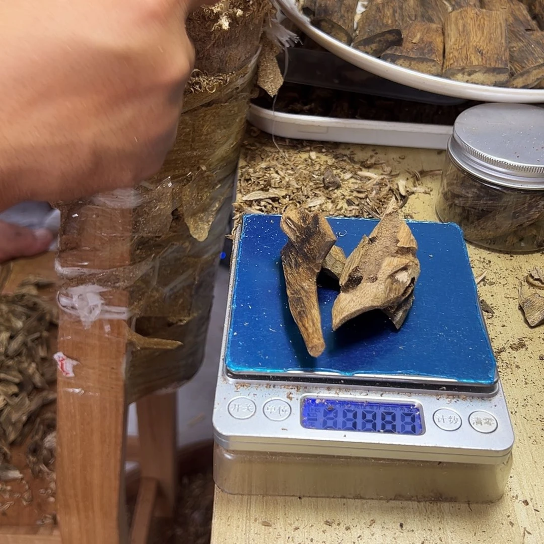 香料绿奇楠虫漏14克乌身