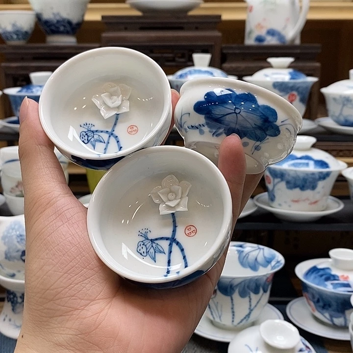 手绘浮雕荷花杯子3个装釉下彩高温瓷微瑕福利款