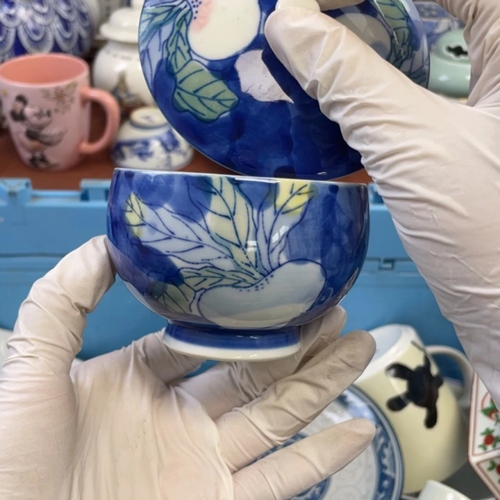 他家瓷器真美….开播了