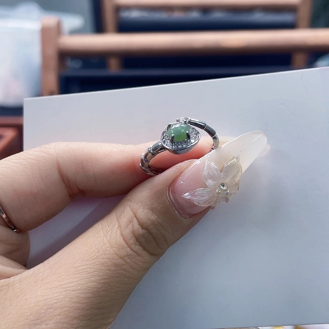 翡翠未镶嵌颈饰天然翡翠Ａ货