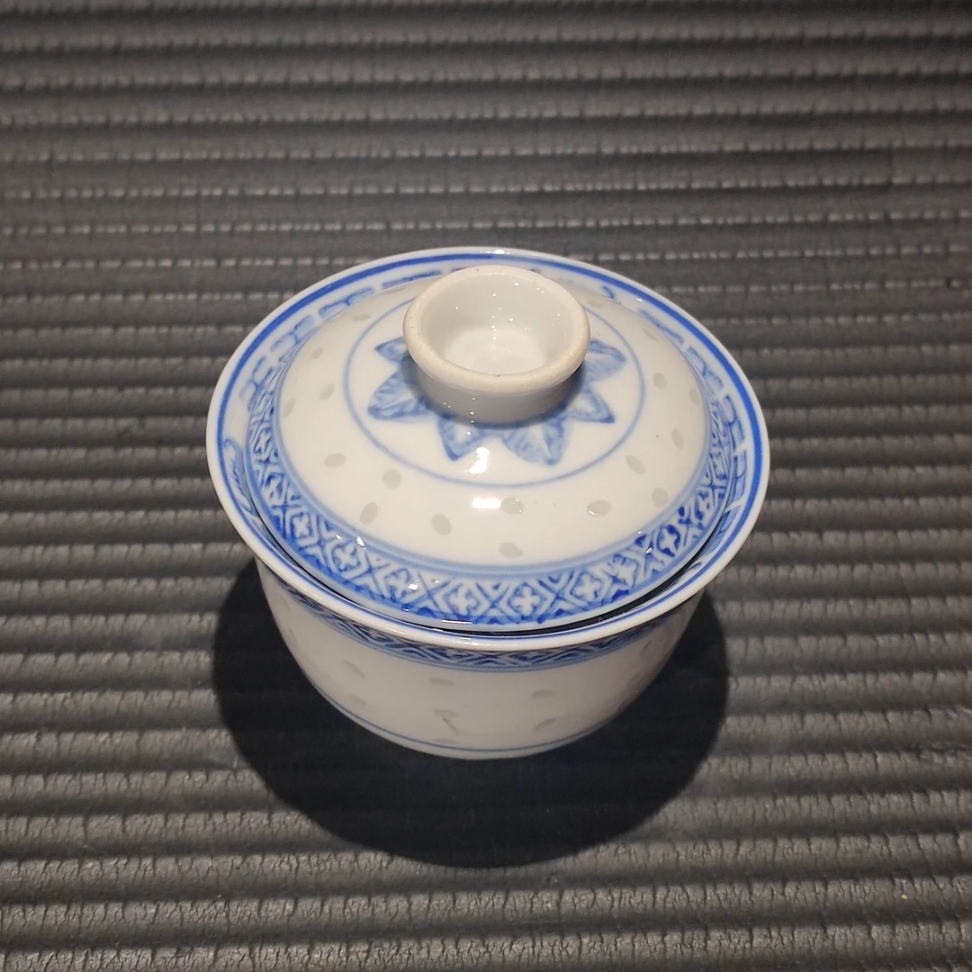 花芯玲珑瓷岩茶小盖碗（合缝性要求高的朋友慎拍）容量100毫升