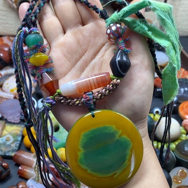 玛瑙/玉髓未镶嵌颈饰