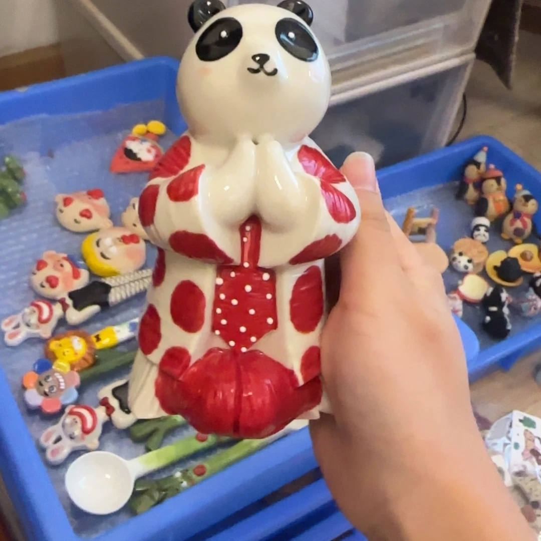 云***开瓷片熊猫摆件手工手绘