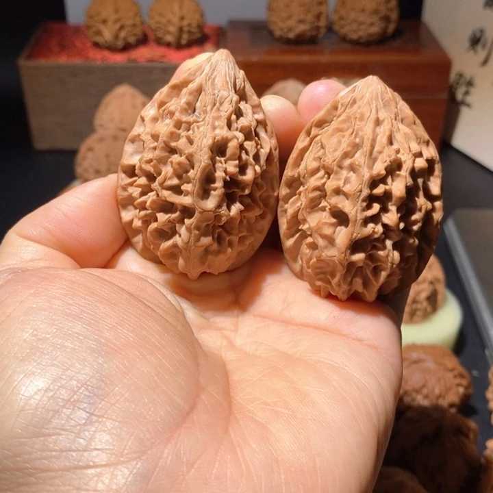 文玩核桃吊坠招财鼠39
