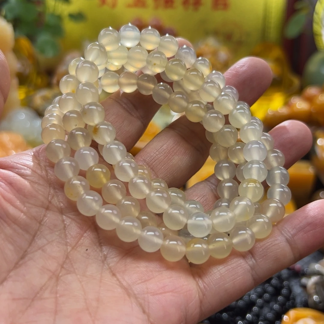 石英质玉未镶嵌颈饰