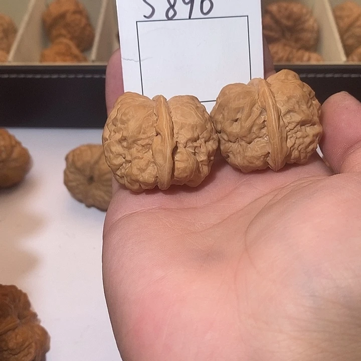 文玩核桃吊坠蛤蟆