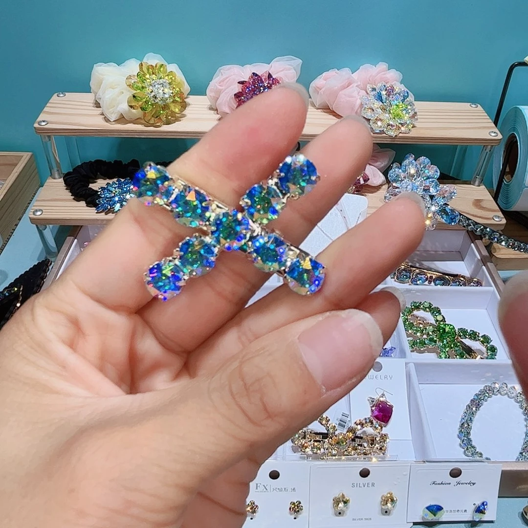 布艺铁合金耳钉的