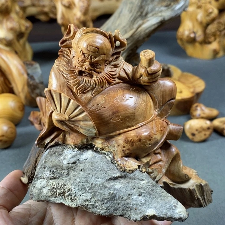 柏木岁**歌崖柏手工艺品